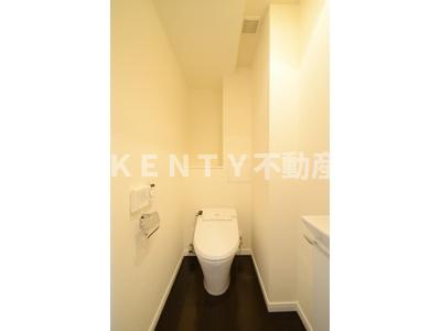 トイレ　落ち着いたトイレです