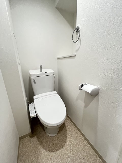 トイレ　落ち着いたトイレです
