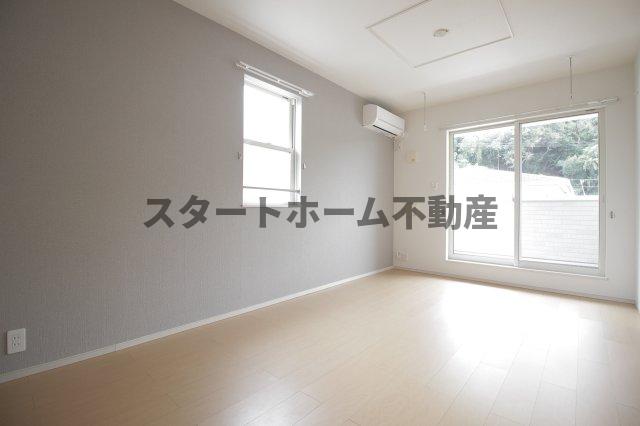 居室・リビング　使いやすい居間です