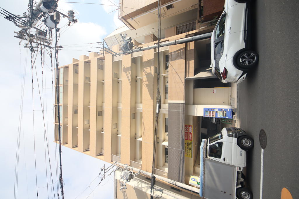 阪急神戸線 十三駅 徒歩5分 築18年