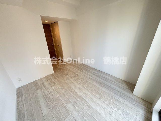 エスリード大阪上本町ブランシュの居間写真