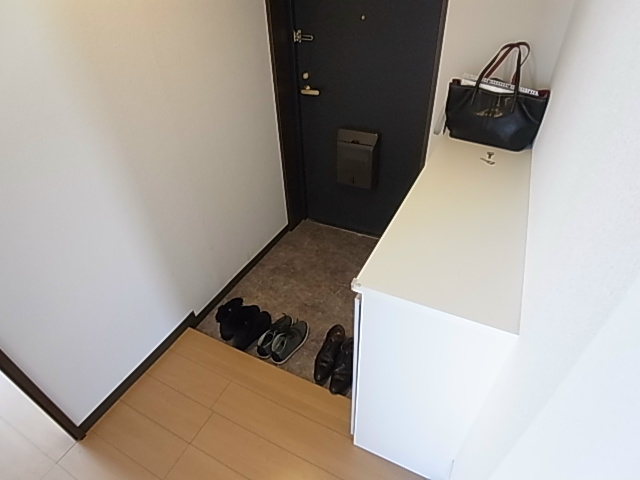 玄関　別部屋