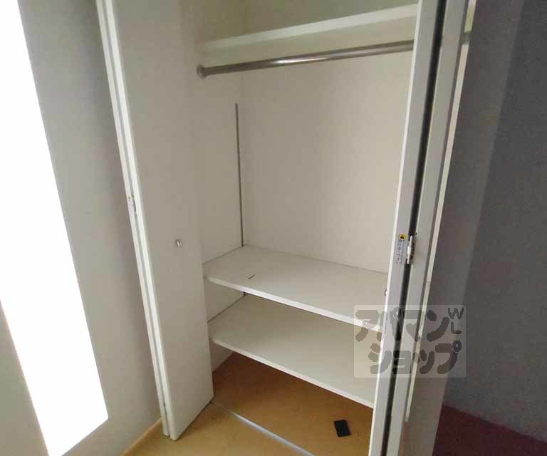 プレサンスNEO京都烏丸の内装写真