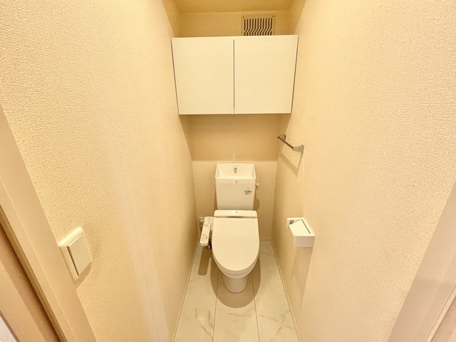 エミグラントのトイレ写真