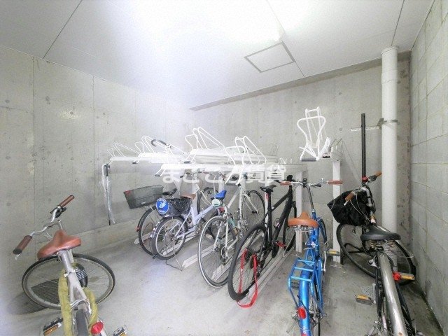 エイペックス大手通の外観写真