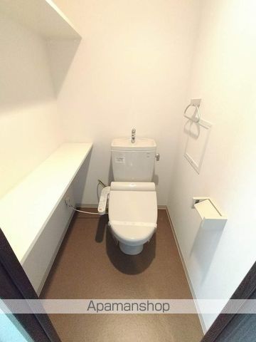 阪急宝塚線 蛍池駅 徒歩8分 12階建 築16年のトイレ写真