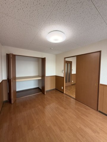FULL HOUSEの居間写真