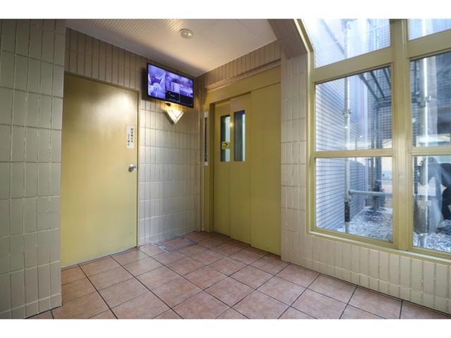 エントランス　エントランス部分