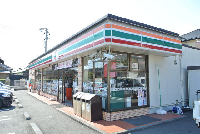 コンビニ　セブンイレブン（コンビニ）まで190m