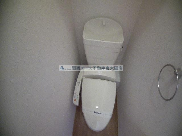 レオパレスバレー リバーのトイレ写真