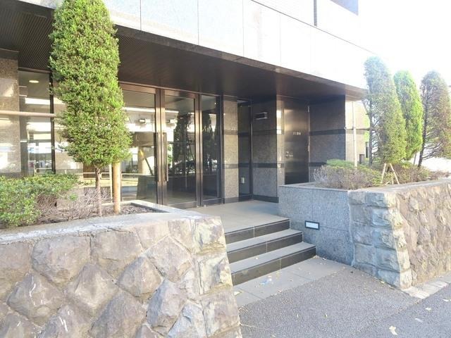 東急東横線 都立大学駅 徒歩7分 3階建 築25年の外観写真