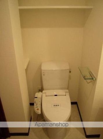 ＪＲ山手線 巣鴨駅 徒歩1分 11階建 築21年のトイレ写真