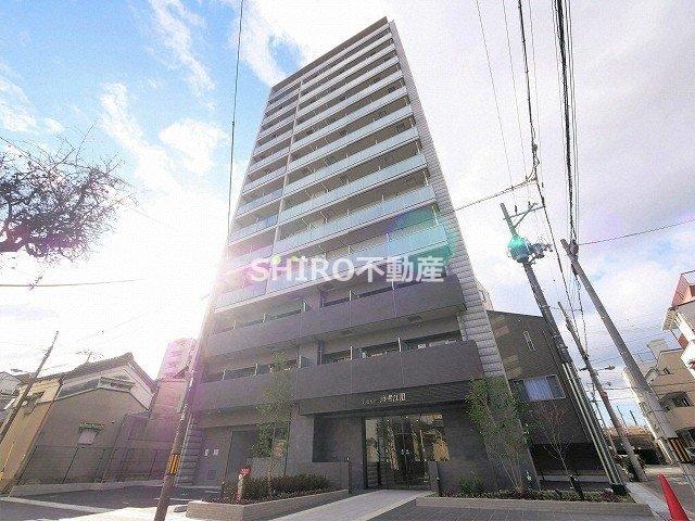 ワールドアイ梅田WESTの外観写真