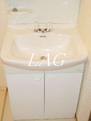 洗面設備　独立洗面台です。