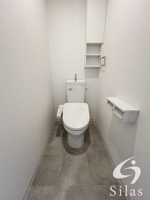ＪＲおおさか東線 城北公園通駅 徒歩8分 5階建 築3年のトイレ写真