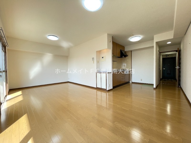 居室・リビング　同型別部屋写真