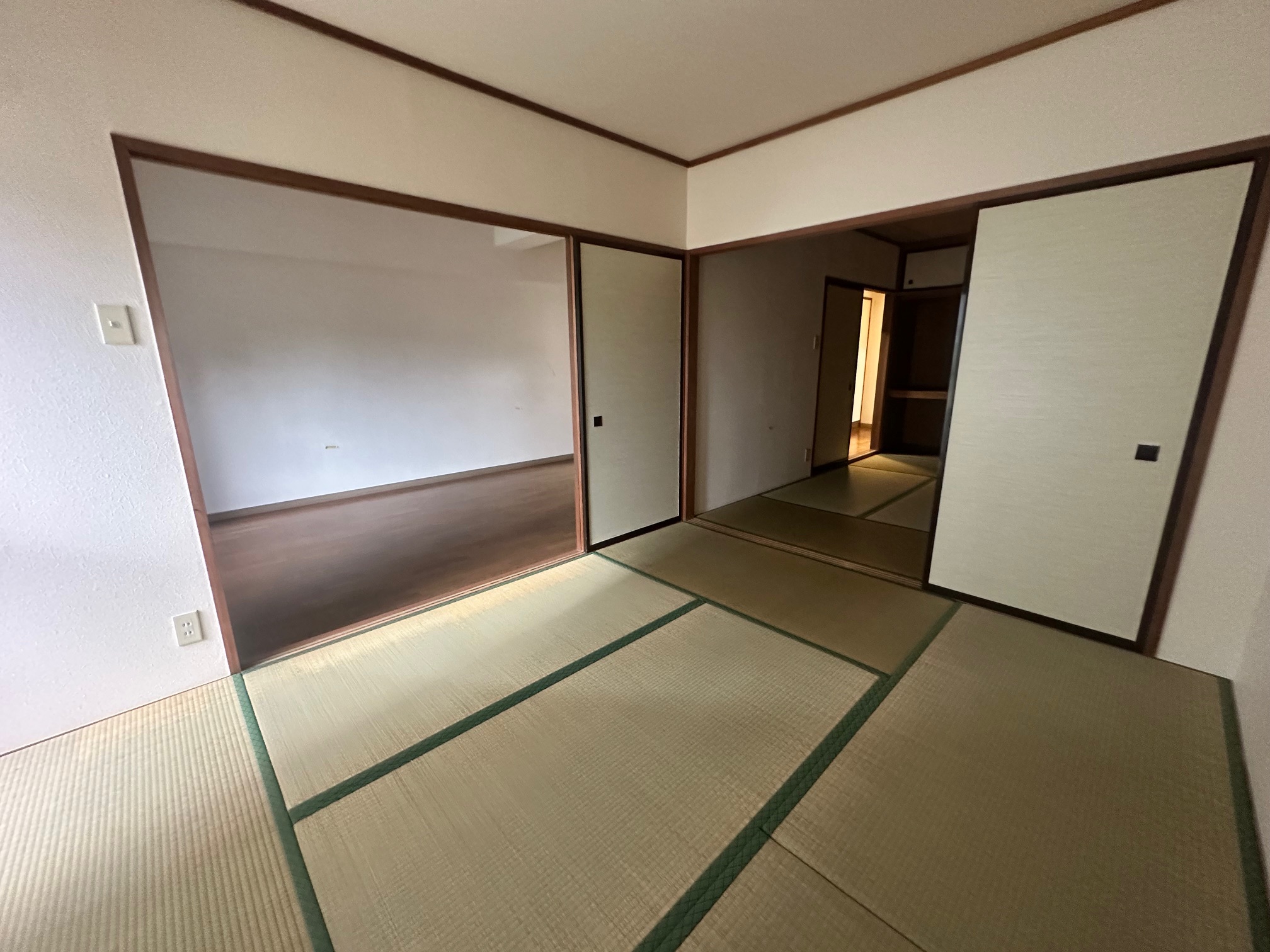 ロイヤルヒルズ東仙台の内装写真