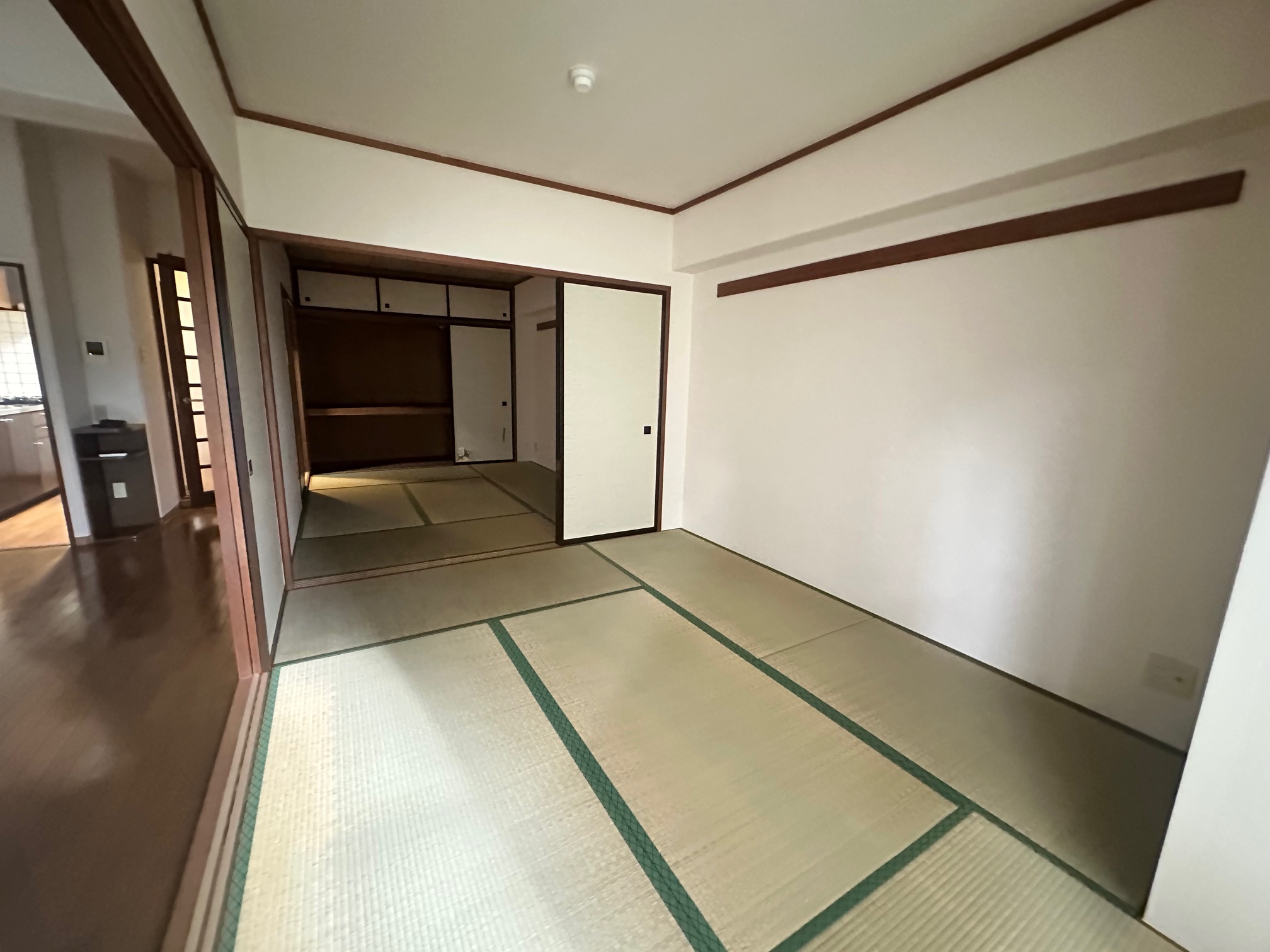 ロイヤルヒルズ東仙台の内装写真