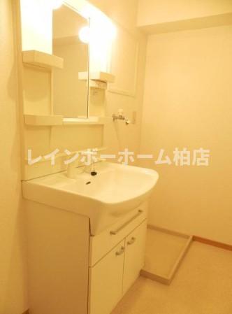 洗面設備　使いやすい洗面所です