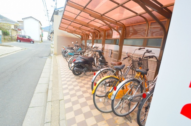 コンビニ　ポプラ矢野駅前店（コンビニ）まで409m