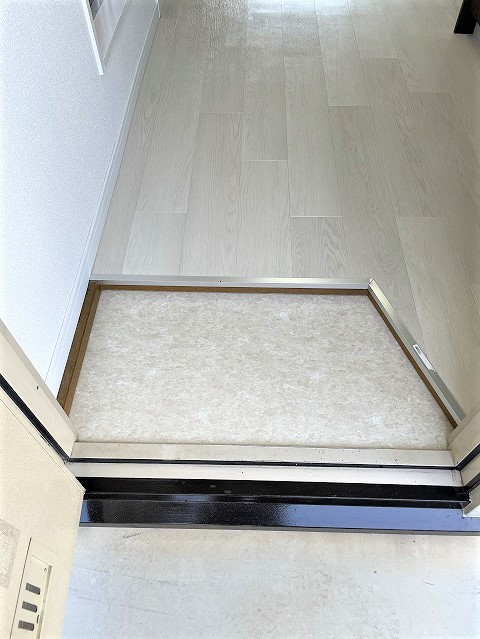 【グランピア伊倉の玄関】