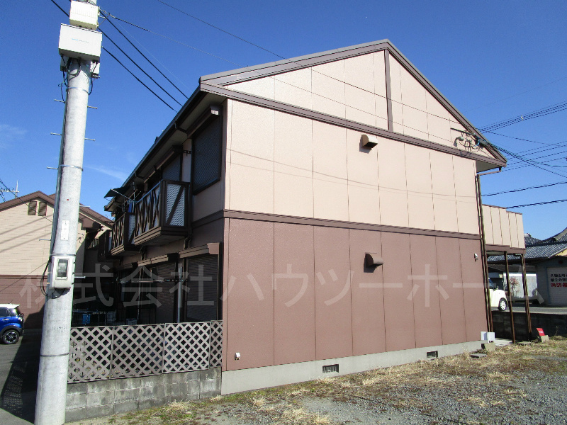 久世郡久御山町藤和田のアパートの建物外観