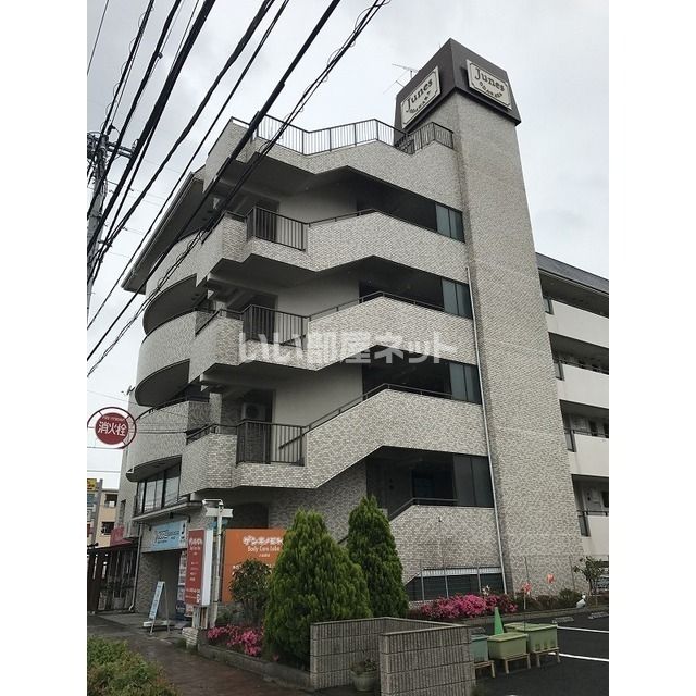 小田原市前川のマンションの建物外観