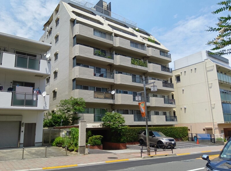 渋谷区松濤のマンションの建物外観