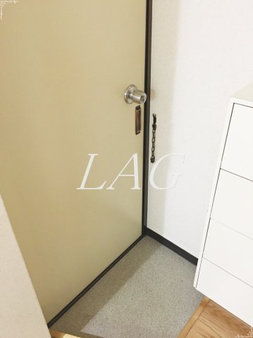 玄関　玄関です。