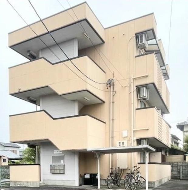 【サンフォーレストの建物外観】