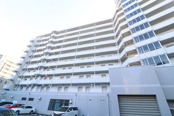 広島県広島市中区西白島町（マンション）の賃貸物件の外観