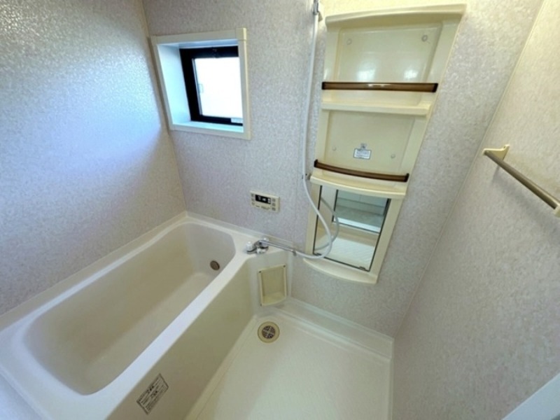 バス・シャワールーム　図面と現状に相違がある場合には現状を優先