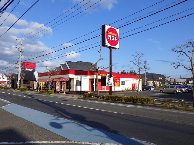 飲食店　ガスト松江北店（から好し取扱店）（飲食店）まで328m