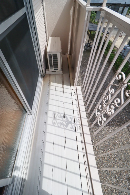 バルコニー　図面と現状に相違がある場合には現状を優先