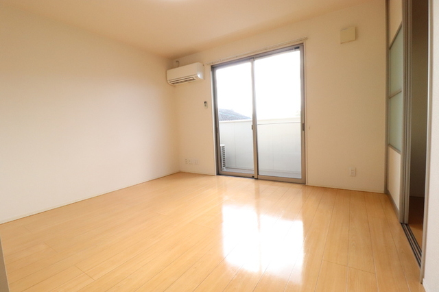 居室・リビング　１０２　ＬＤＫ