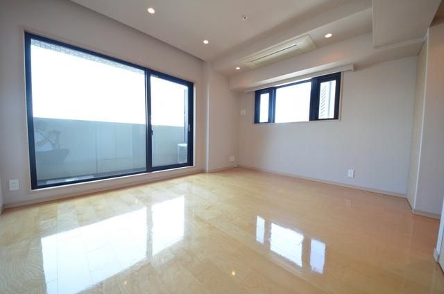 居室・リビング　反転タイプの写真です