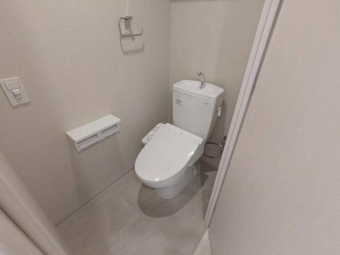 トイレ　シャワー付トイレ