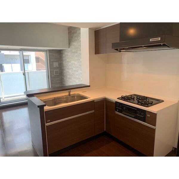 キッチン　室内イメージ写真です。 実際のお部屋の内装と相違する場合があ