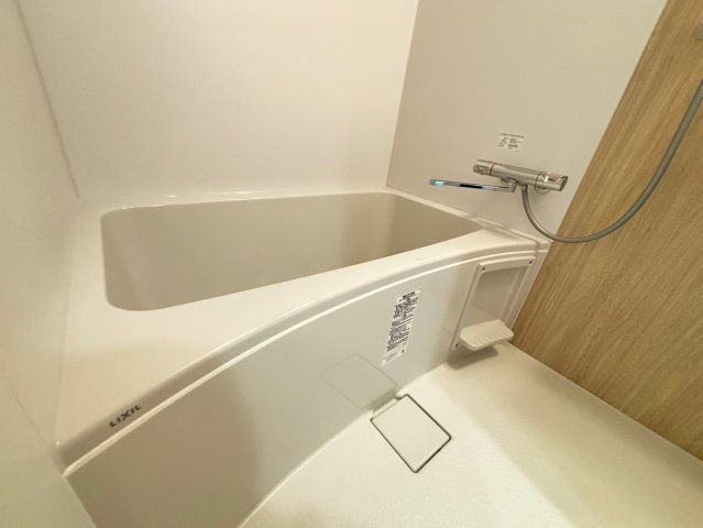 バス・シャワールーム　詳細は、RISUMO江坂本店までお問合せください♪