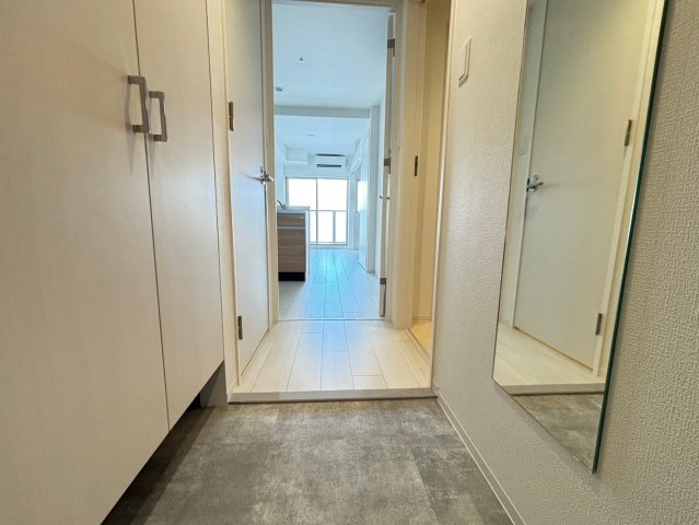 玄関　詳細は、RISUMO江坂本店までお問合せください♪