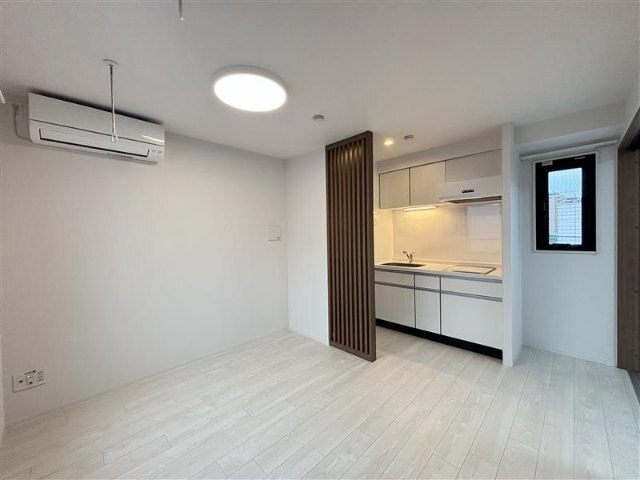 居室・リビング　同タイプ別室