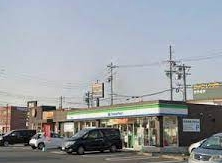 コンビニ　ファミリーマート 名南星崎店（コンビニ）まで632m