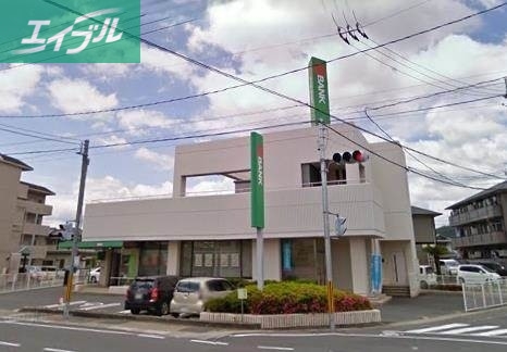 銀行　トマト銀行津高支店（銀行）まで218m