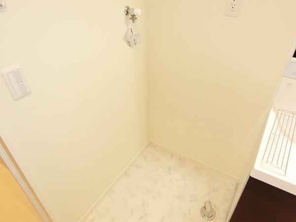 その他　室内洗濯機置き場！