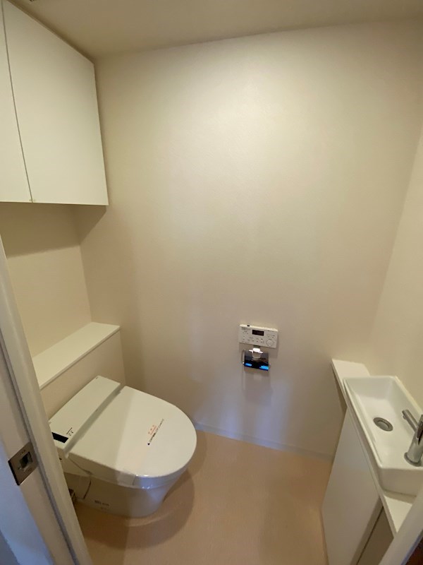 トイレ　同マンション別部屋参照。