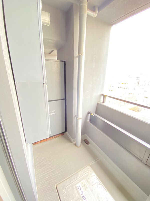 バルコニー　同マンション別部屋参照。