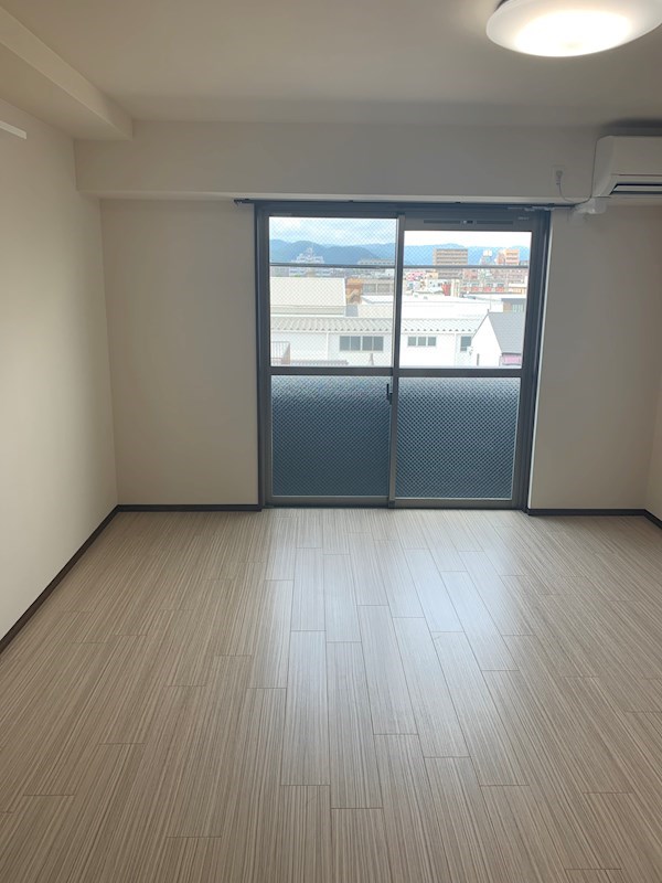 居室・リビング　※同タイプの他のお部屋です
