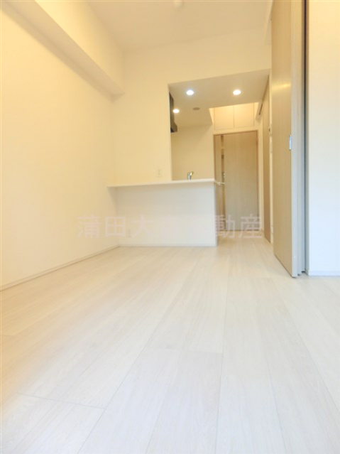 居室・リビング　LDK約10帖　カウンターキッチンのリビングダイニングキッチ