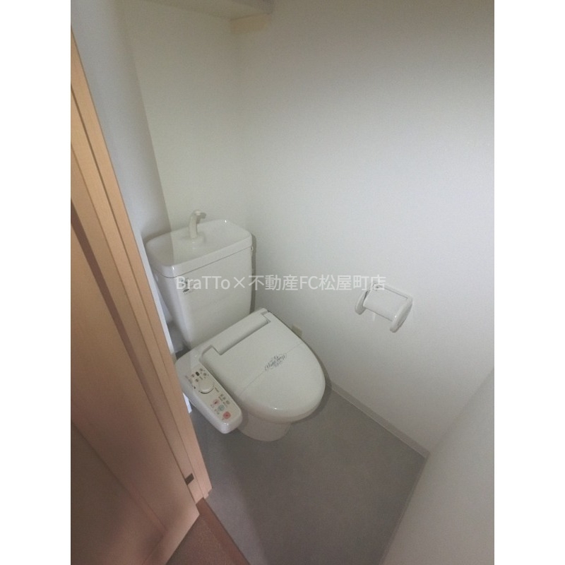 トイレ　トイレ（ウォシュレット付）