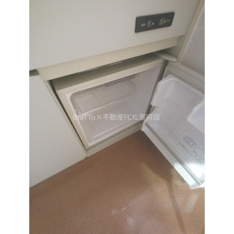 その他設備　冷蔵庫